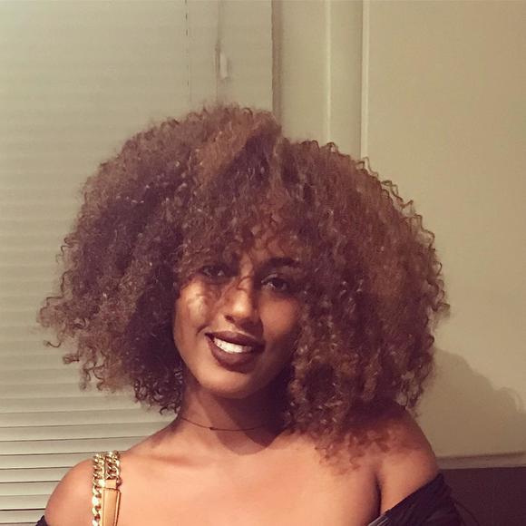 Meet your Posher, Hermela - Picture 1 of 1